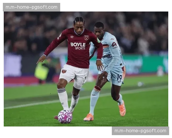 利兹联主场控球率58% 但防守失误率15%制约成绩上限